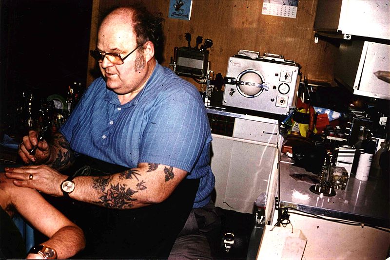 File:Horst Heinrich Streckenbach Tattoo Samy 1979.jpg